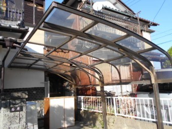 カーポートの屋根調査