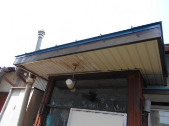 玄関屋根工事