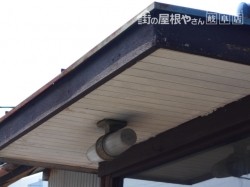 玄関屋根工事