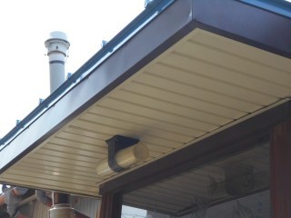 玄関屋根工事