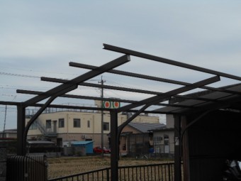 カーポートの屋根調査