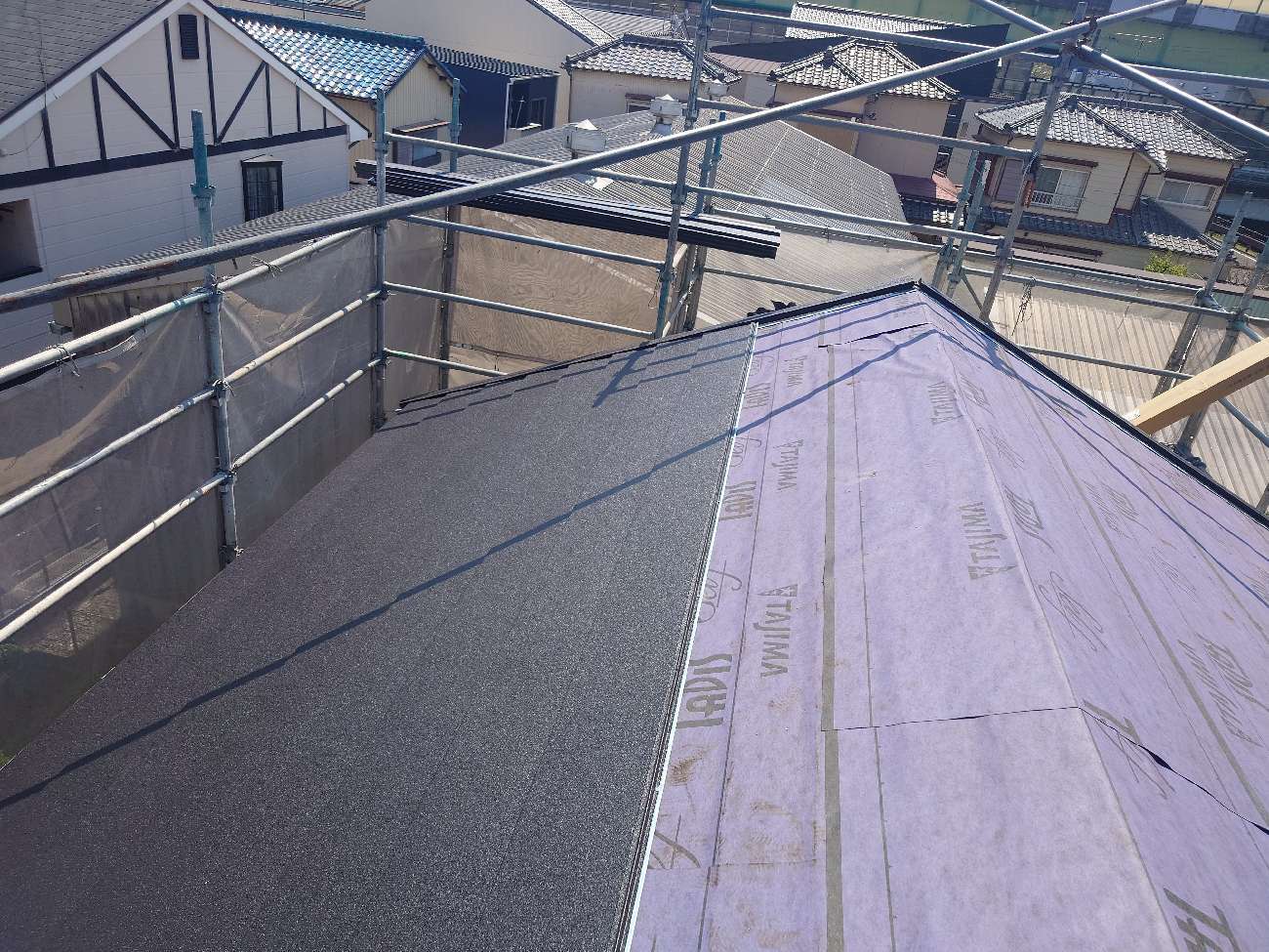 スーパーガルテクト本体の施工開始