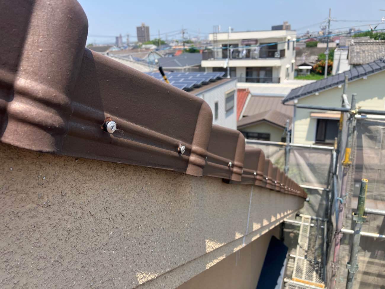 袖瓦ビス交換