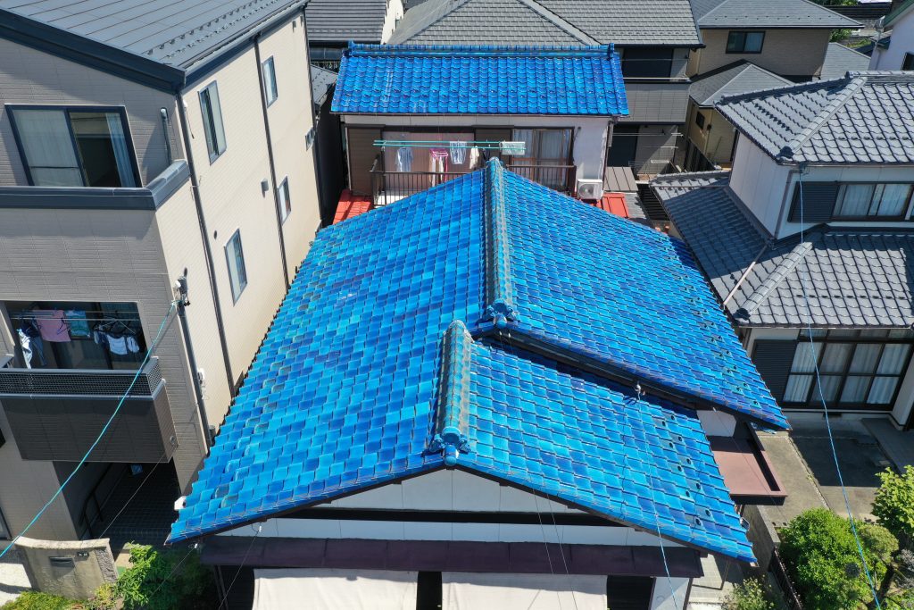 上空から見た瓦屋根