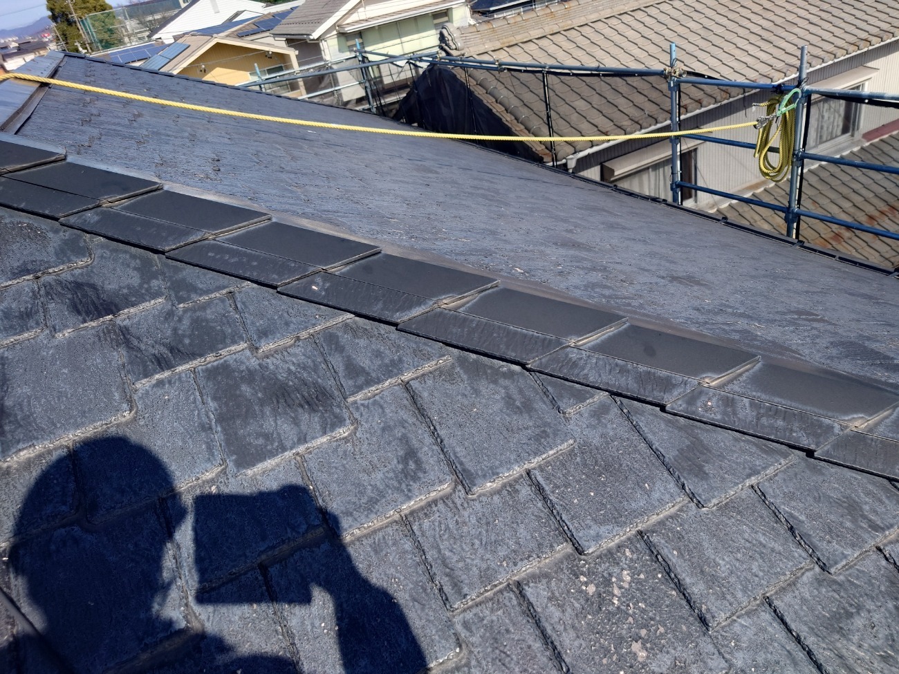 スレート表面の摩耗と汚れ