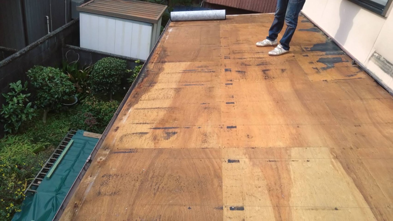 屋根葺き替え　既設解体