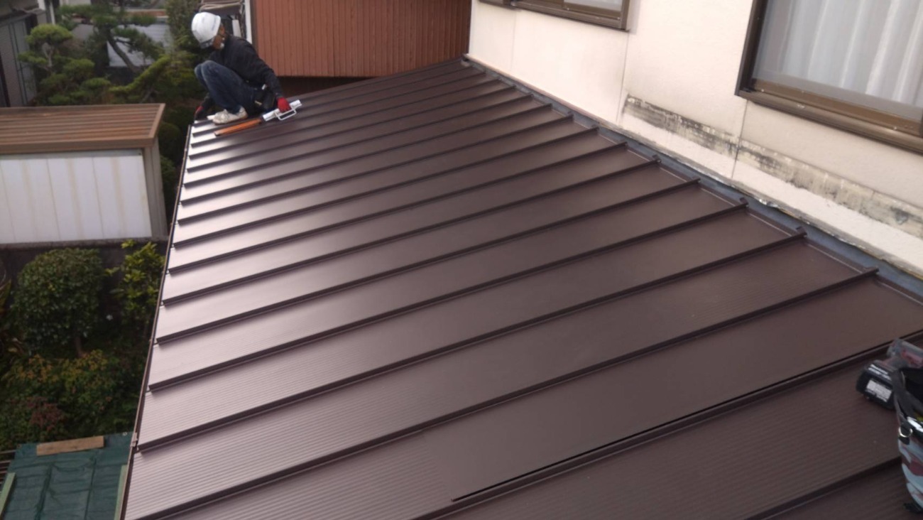 屋根葺き替え工事後