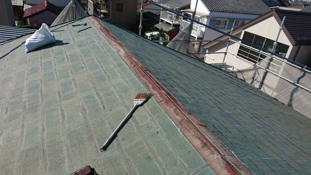 棟板金撤去後の屋根
