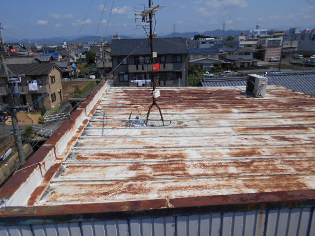 瓦棒屋根のサビ