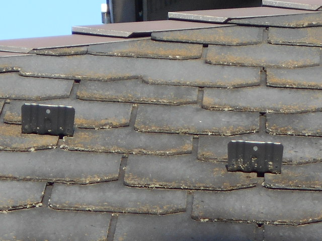 大垣市　カラーベストが色褪せ汚れが目立つようになった・屋根無料調査