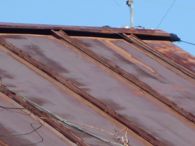 大垣市　カラートタン瓦棒屋根が錆びてきて色褪せています。塗装出来ますか