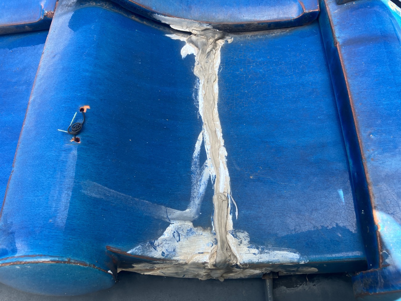 応急処置のように見える補修跡