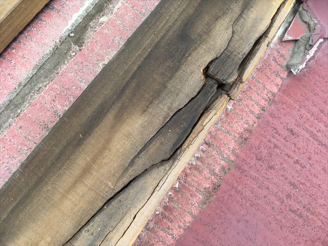 錆びた釘と固定力の低下