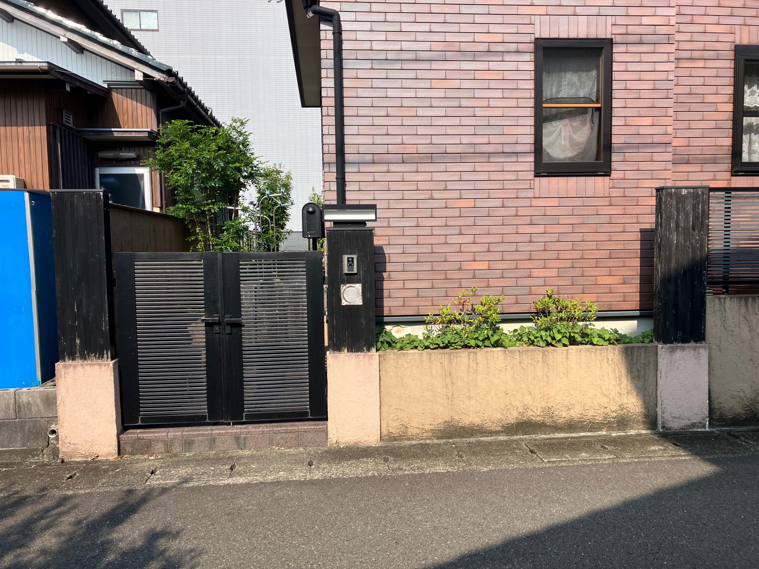 枕木塗装工事　施工前の状態