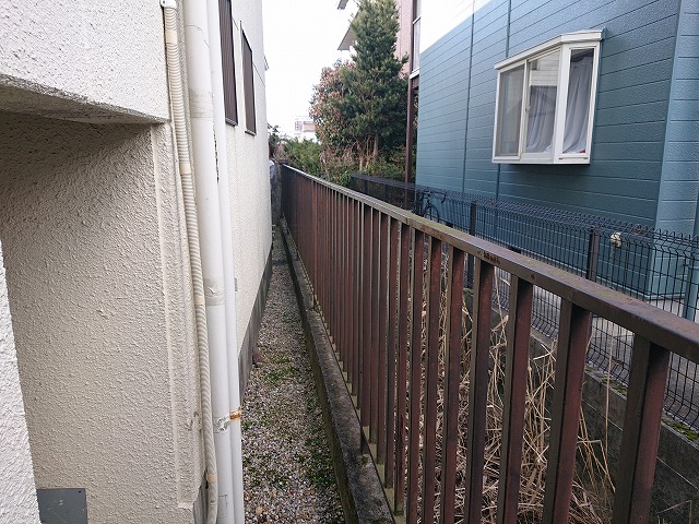 境界フェンスの点検