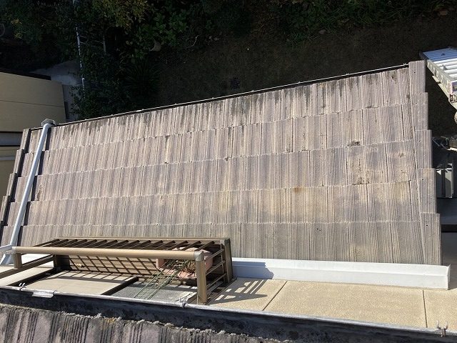 小さな下屋根を確認