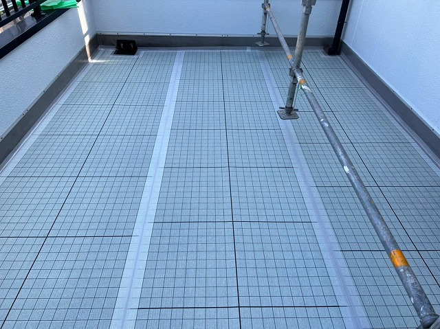 通気緩衝シートの施工完了