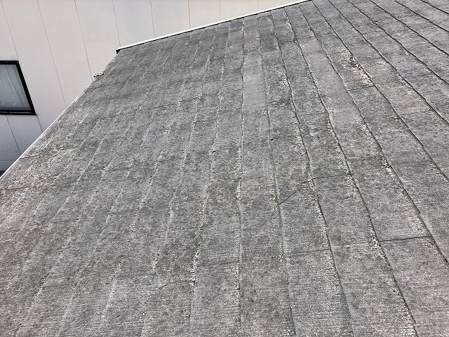 劣化したスレート屋根