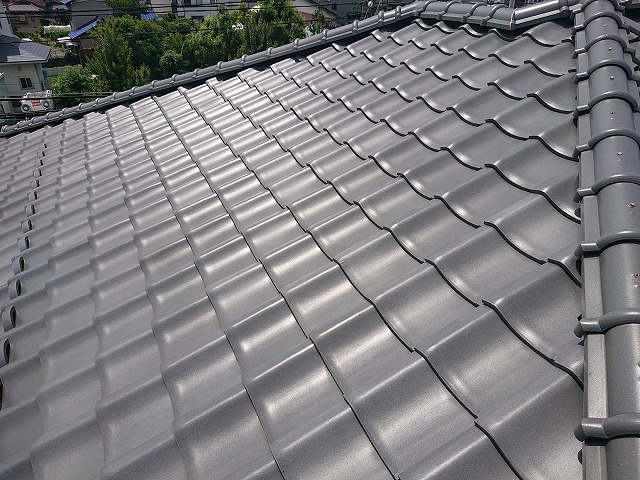 岐阜市にて瓦屋根の谷板金や軒先部分を確認！棟以外の状態も詳しく点検