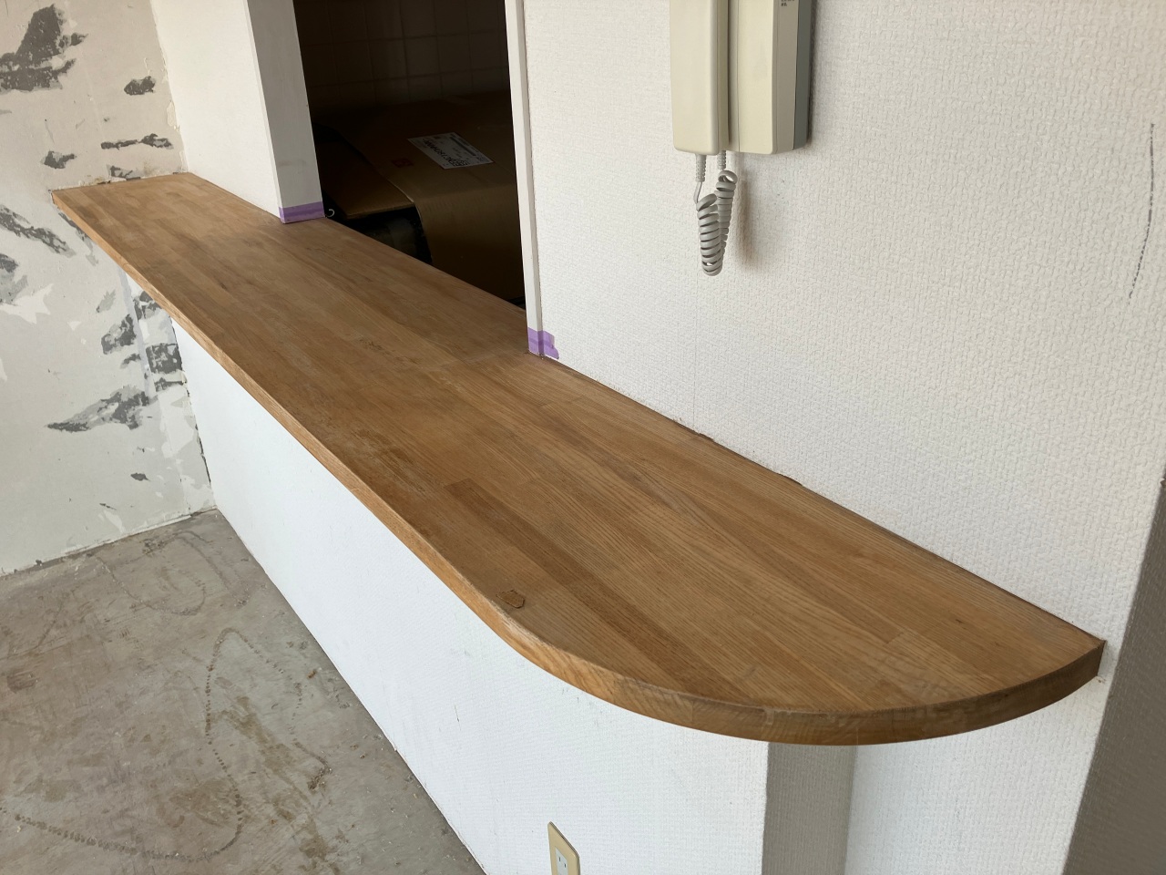 カウンター塗装　施工前
