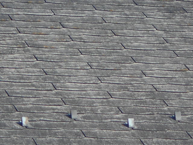 大垣市にてカラーベスト屋根の色褪せが発生している現場調査に行ってきました